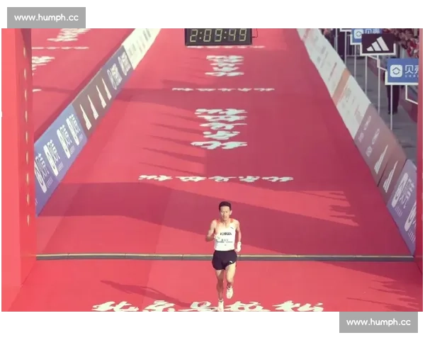 全场精彩回放：全面解析比赛过程与关键瞬间