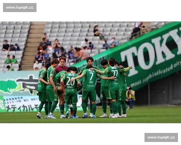 明日焦点足球对决谁将主宰绿茵赛场风云豪门碰撞引爆全城期待巅峰对决